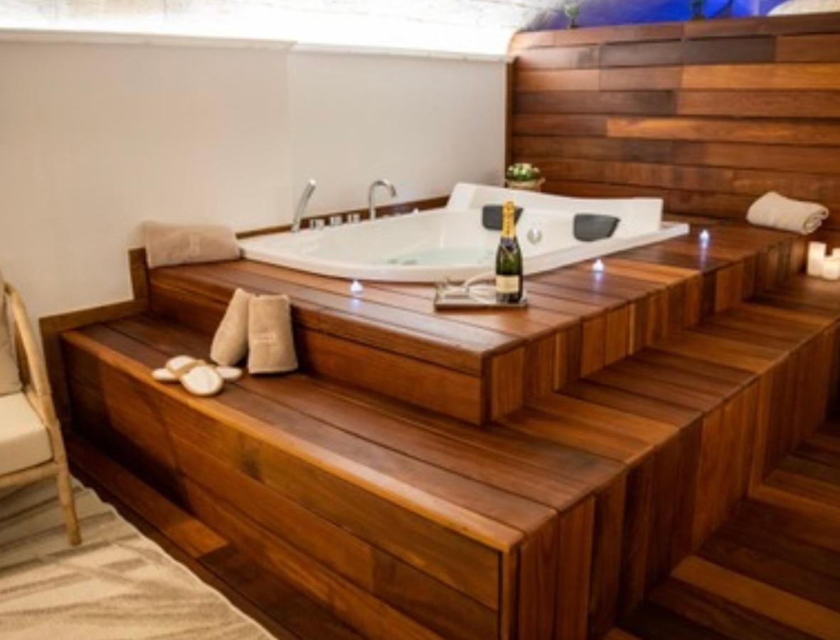 Lc Luxury Apartment Μπάρι Εξωτερικό φωτογραφία